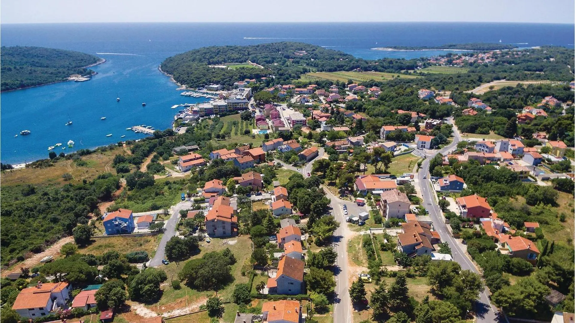 Amazing Apartment In Pula With House Sea View