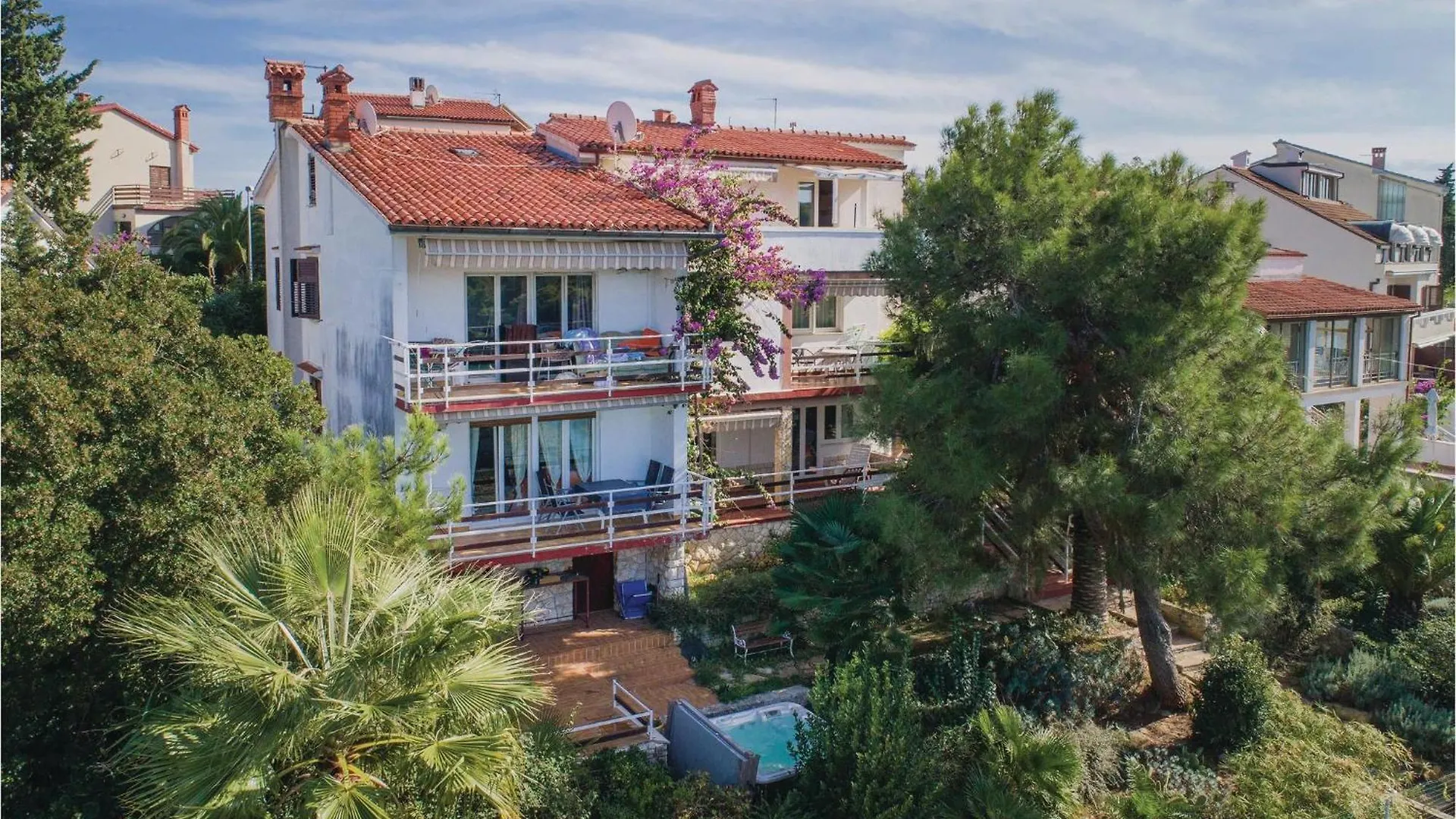 Amazing Apartment In Pula With House Sea View